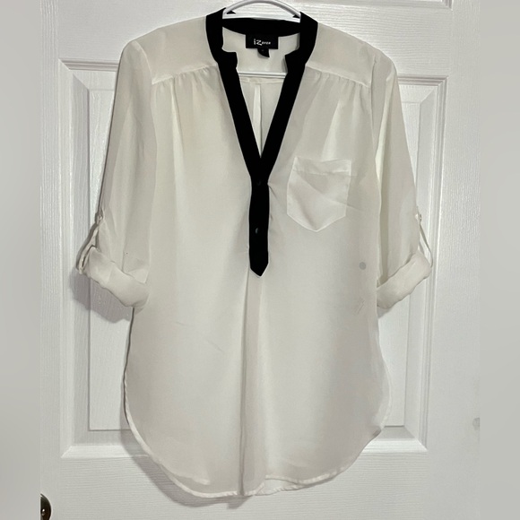*💜2/20$*IZ Byer| White Sheer Top with Black Trim - Picture 3 of 5